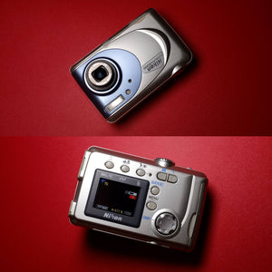 Digicam Nikon Coolpix 2000 Silver Blue JDM