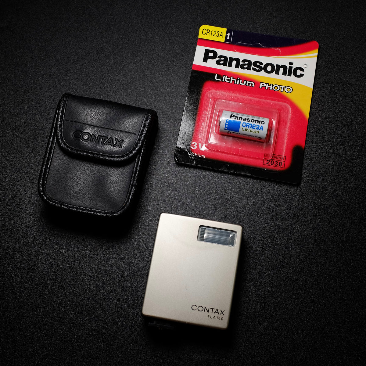 その他 CONTAX TLA 140 + x4 CR123 Contax TLA 140 Flash w/ Leather Pouch SN. 642473 – Nipponina