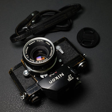 Nikon F Black + Nikkor H-AUTO 50mm F 2 Lens SN 7002865