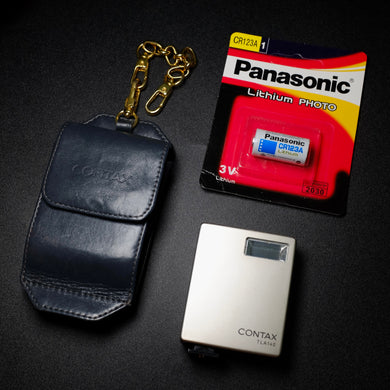 Contax TLA 140 Flash w/ Leather Chain Pouch SN. 651851