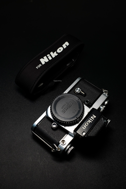Nikon F2 - Silver
