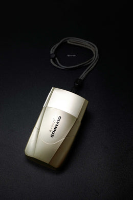 Olympus μ [mju:] 2 - Silver with Strap