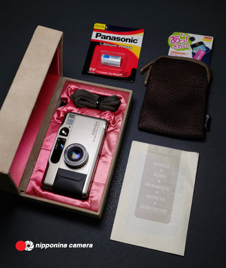 Contax T2 Databack Titanium Silver w/ Box [Very Mint] SN. 132413